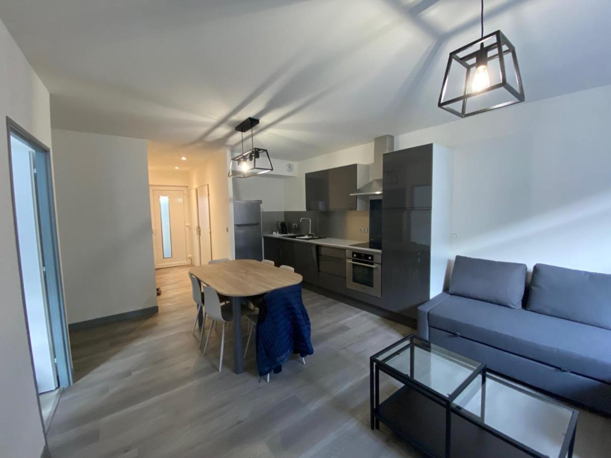 Residence Avec Un T3 Un T2 Et Un Studio En Centre Ville D Argelès-Gazost Dış mekan fotoğraf